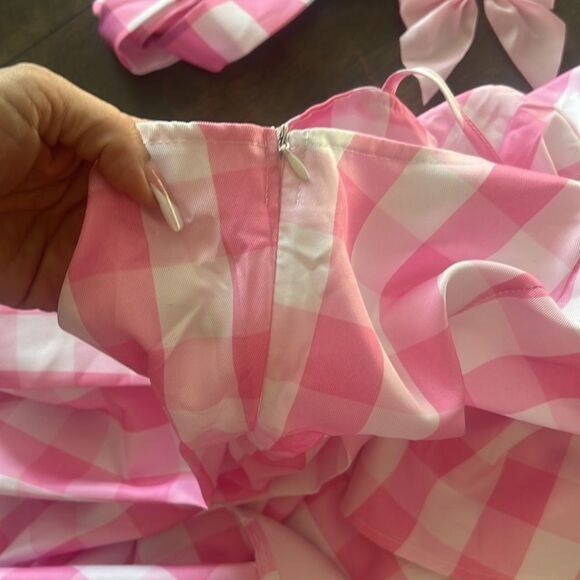 Margot Robbie Barbie The Movie Pink Plaid Dress Barbie Costume - Picture 11 of 13